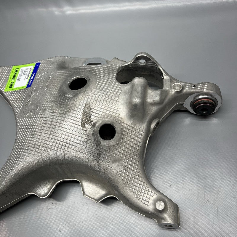 32395068 VOLVO XC90 CONTOL ARM RIGHT REAR LOWER 2017 2018 2019 2020 2021 2022 2023 2024