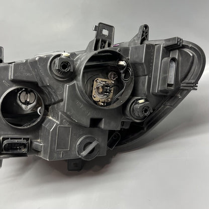 MERCEDES BENZ SPRINTER HEADLIGHT RIGHT PASSENGER HALOGEN 2019 2020 2021 DAMAGED
