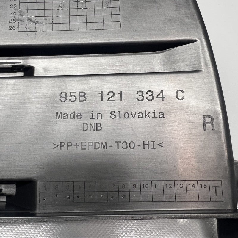 95B121334C PORSCHE MACAN FRONT BUMPER AIR DUCT RIGHT 2019 2020 2021 OEM 95B121334C