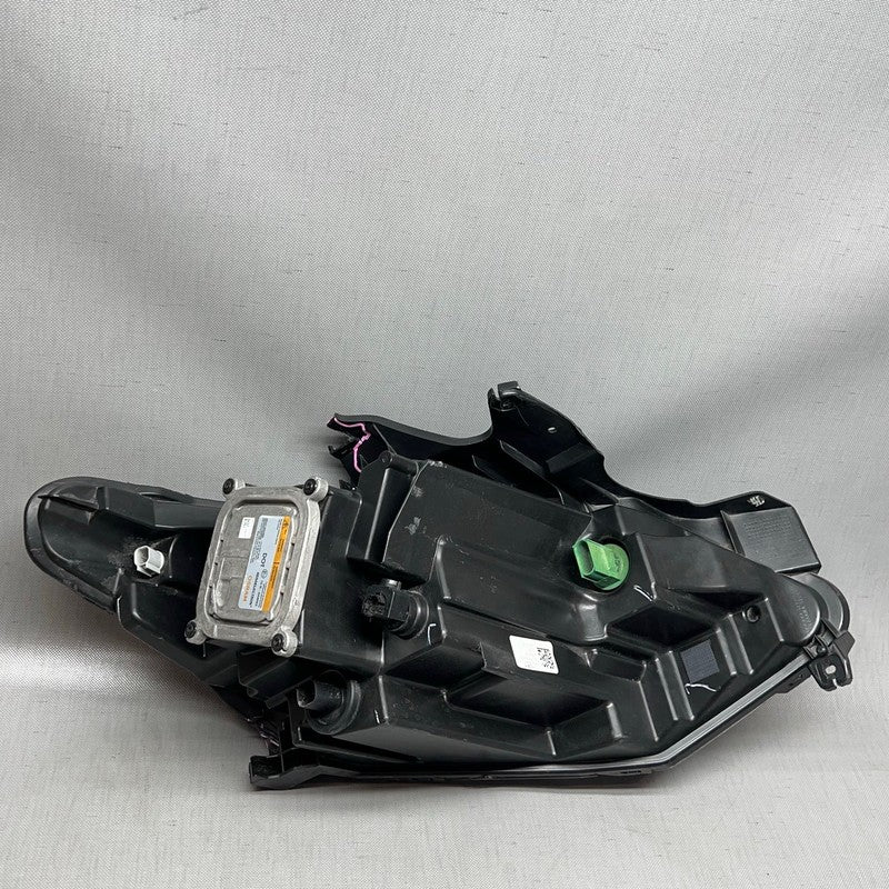 CHEVROLET TRAVERSE HEADLIGHT LEFT DRIVER 2018 2019 2020 2021 LED OEM 8