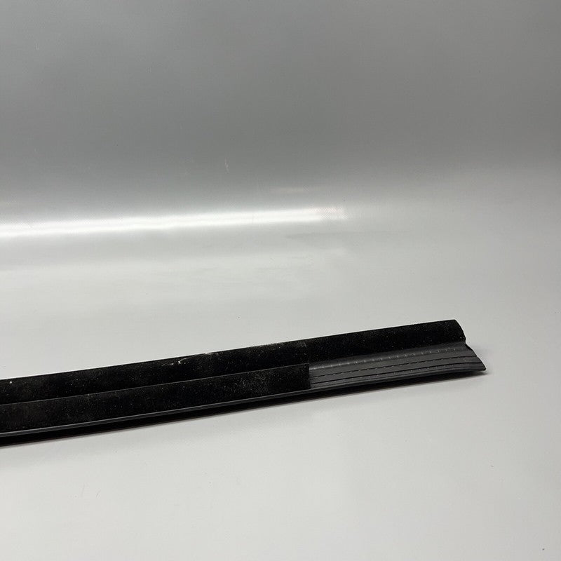 1600177 TESLA MODEL S OUTER BELT MOLDING RIGHT REAR 2021 22 2023 OEM 1600177