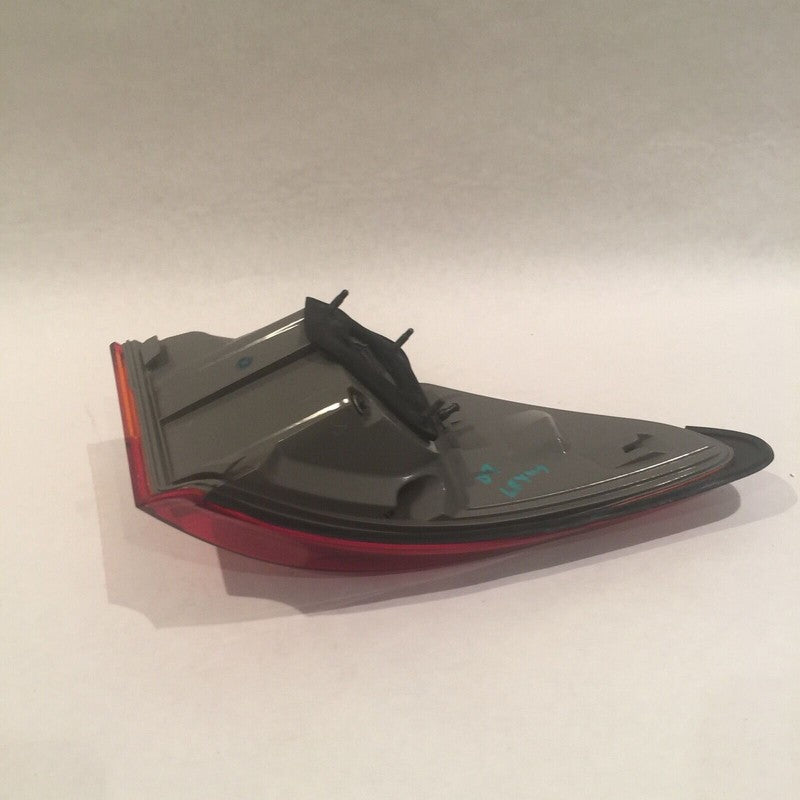 LEXUS IS250 TAIL LIGHT RIGHT SIDE 2006 2007 2008 OEM