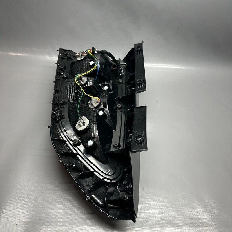 92401-2K5 KIA SOUL TAIL LIGHT LEFT DRIVER 2012 2013 OEM 92401-2K5