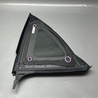 1495741-99-H TESLA MODEL Y QUARTER GLASS RIGHT REAR 2020 2021 2022 2023 OEM 1495741-99-H