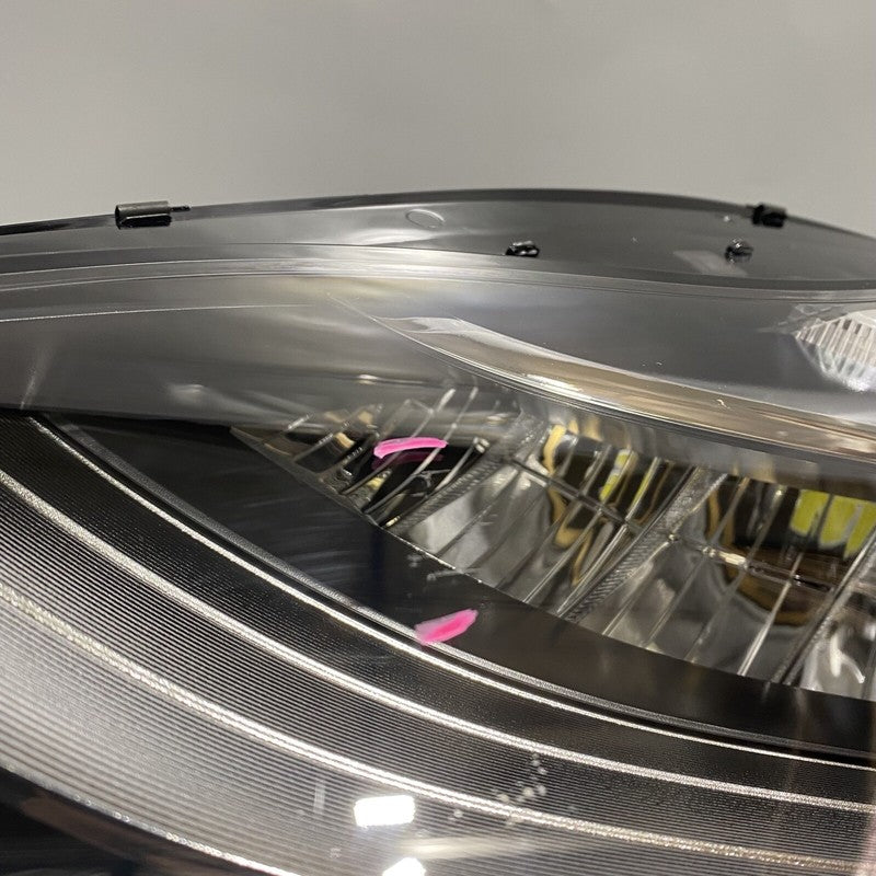 1077371-10-I TESLA MODEL 3 HEADLIGHT LEFT DRIVER 1077371-10-I 2017 2018 2019 2020 OEM