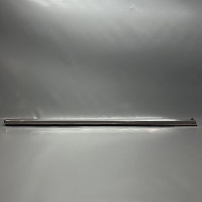 7437864 BMW 740 DOOR WINDOW MOLDING RIGHT FRONT 750 2016 2017 2018 2019 OEM 7437864