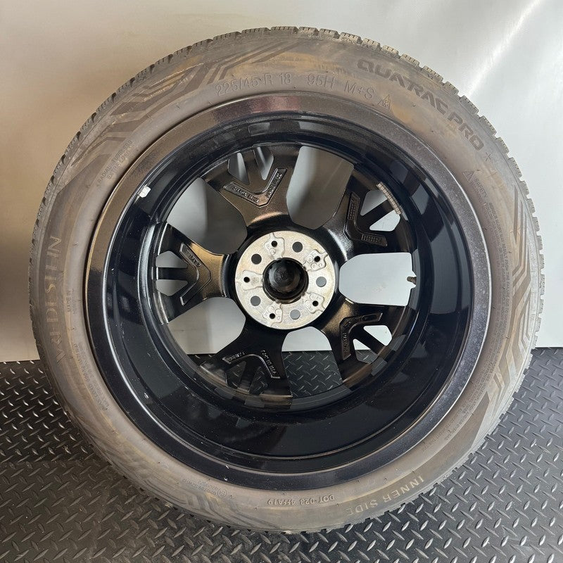 BMW 120 HATCHBACK 220 WHEEL RIM 18 INCH 2024 2025 OEM 5A35E68