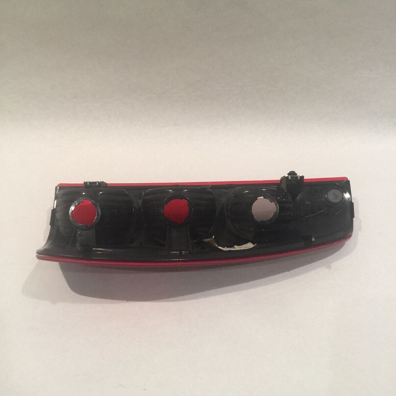 25821849 CHEVROLET COLORADO TAIL LIGHT RIGHT 2004 2005 2006 2007 2008 2009 2010 2011 2012