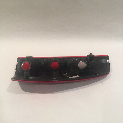 25821849 CHEVROLET COLORADO TAIL LIGHT RIGHT 2004 2005 2006 2007 2008 2009 2010 2011 2012