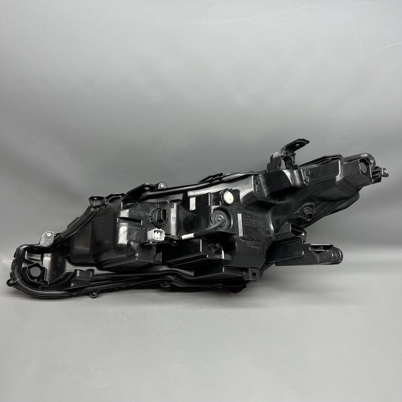 81150-05C41 TOYOTA CAMRY HEADLIGHT RIGHT PASSENGER 2018 2019 2020 LED OEM 81150-05C41