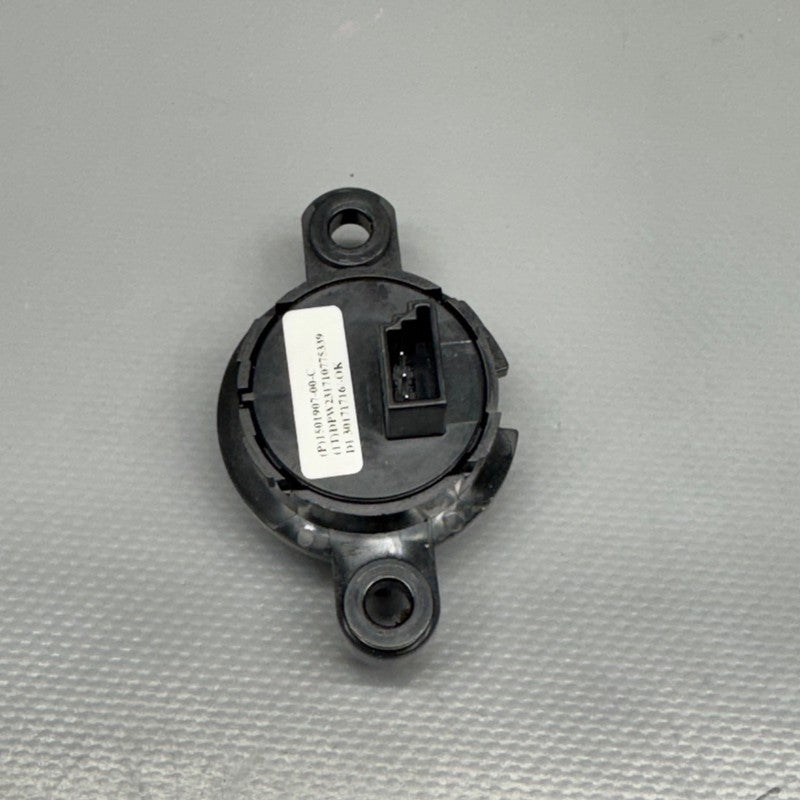 1501907-00-B TESLA MODEL 3 Y TRUNK GATE SWITCH 2020 2021 2022 2023 OEM 1501907-00-B 
