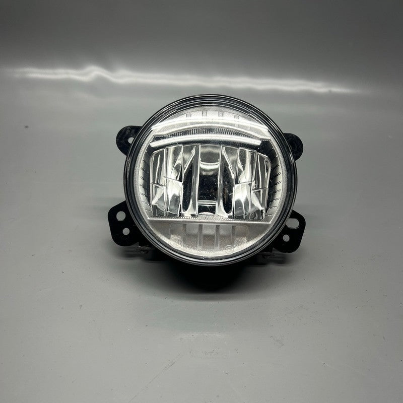 JEEP GLADIATOR FOG LIGHT LEFT DRIVER 2017 2018 2019 2020 2021 OEM