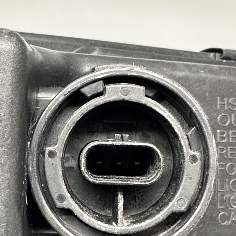 1077391-00-F TESLA MODEL 3 FOG LIGHT LEFT DRIVER 2017 18 19 20 21 22 2023 OEM 1077391-00-F
