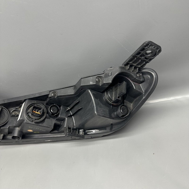 92208-J9010 HYUNDAI KONA DAYTIME RUNNING LIGHT RIGHT 2018 2019 2020 2021 OEM 92208-J9010