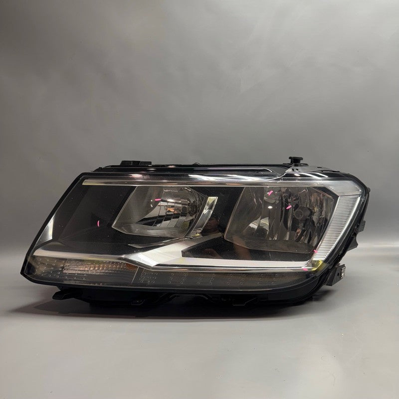 VOLKSWAGEN TIGUAN HEADLIGHT LEFT DRIVER 2018 2019 2020 2021 HALOGEN OE