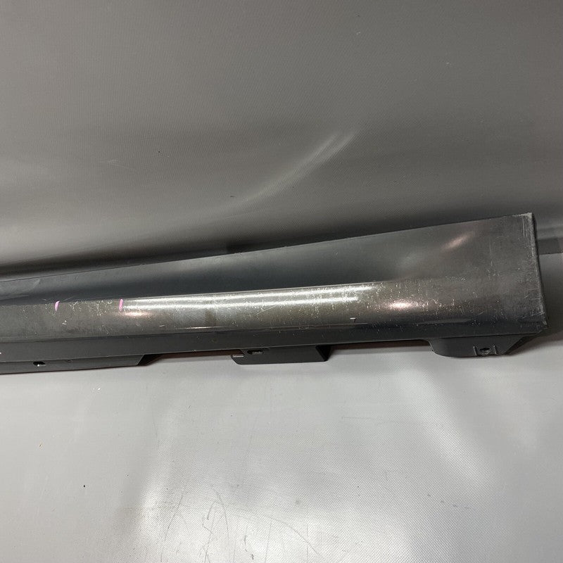 51178090418 BMW 8 SERIES GRAN COUPE M-SPORT SIDE SKIRT RIGHT SIDE 51778090418 OEM