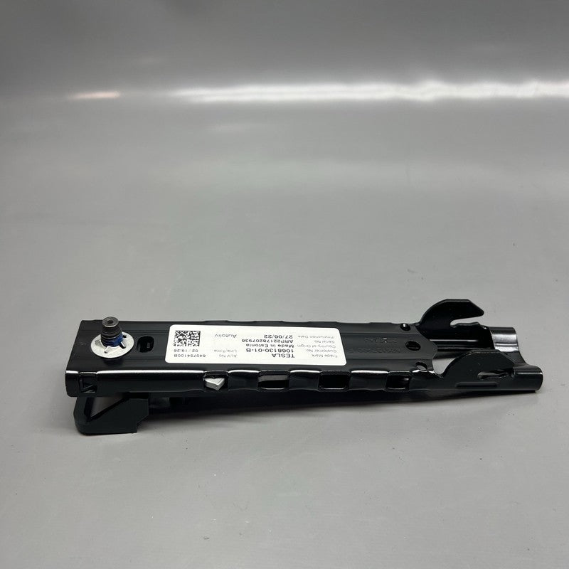 1068130-01-B TESLA MODEL 3 Y 1ST ROW SEAT BELT HEIGHT ADJUSTMENT 2017-2020 2021 2022 2023 OEM