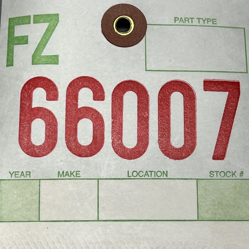 1077390-00-F TESLA MODEL 3 FOG LIGHT RIGHT PASSENGER 2017 18 19 20 21 2022 2 PIN 1077390-00-F