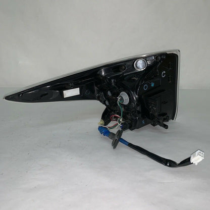 81550-47290-B TOYOTA PRIUS TAIL LIGHT RIGHT PASSENGER SIDE 2016 2017 LED OEM