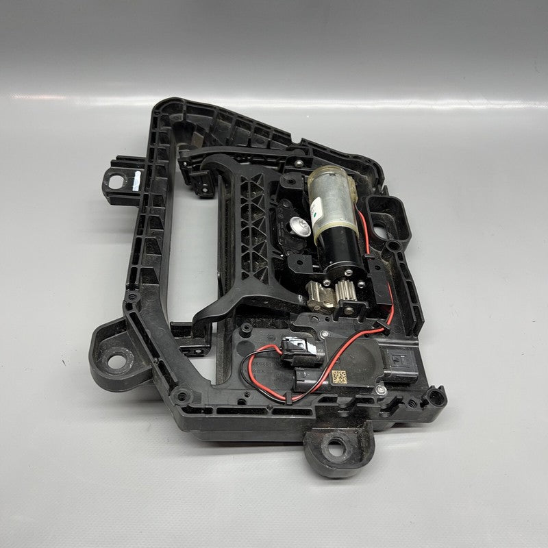 1046122-00-E TESLA MODEL S DOOR HANDLE RIGHT FRONT 2017 2018 2019 2020 GEN 2 OEM 1046122-00-E