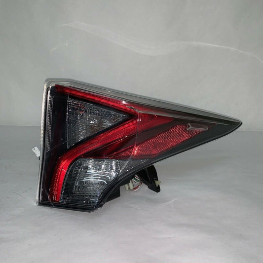 81550-47290-B TOYOTA PRIUS TAIL LIGHT RIGHT PASSENGER SIDE 2016 2017 LED OEM