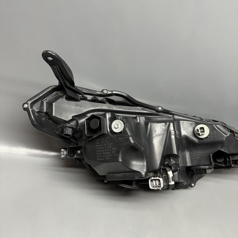 TOYOTA COROLLA HEADLIGHT LEFT DRIVER LED 2017 2018 2019 OEM