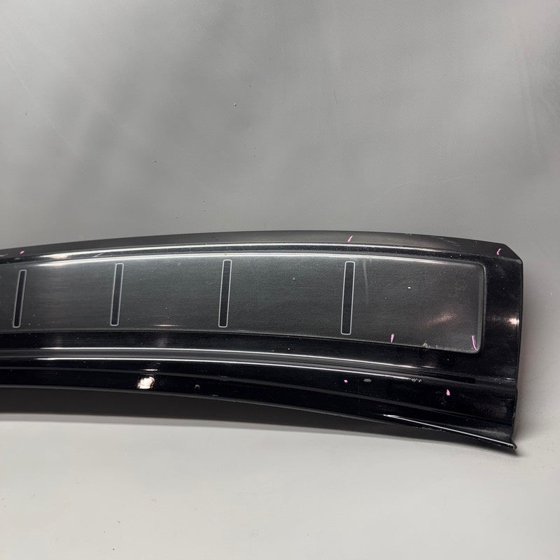 VOLVO XC60 REAR BUMPER MOLDING STEP PAD PLATE 2014 2015 2016 OEM 31323