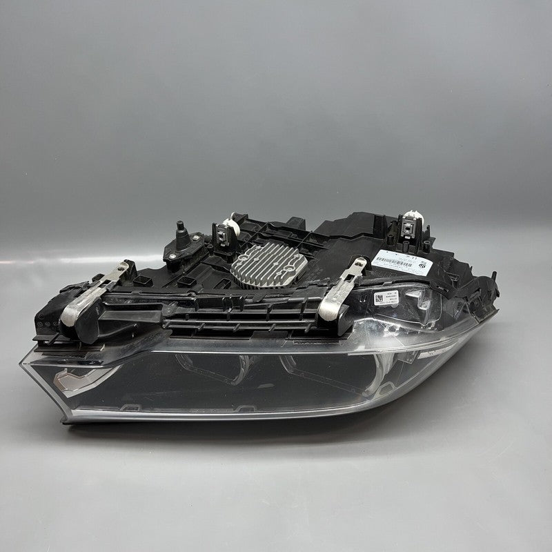 7439192-04 BMW 530 HEADLIGHT RIGHT PASSENGER 2017 2018 2019 2020 XENON HID OEM 7439192-04