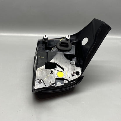 1502086-00-D TESLA MODEL Y TAIL LIGHT LEFT DRIVER 1502086-00-D 2020 2021 2022 LED OEM