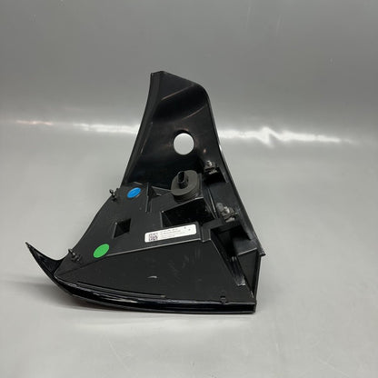 1077398-00-H TESLA MODEL 3 TAIL LIGHT RIGHT PASSENGER 2017 2018 2019 2020 2021 1077398-00-H