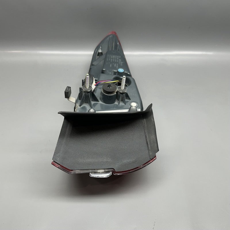 FORD FUSION TAIL LIGHT RIGHT PASSENGER 2017 2018 2019 2020 OEM HS73-13