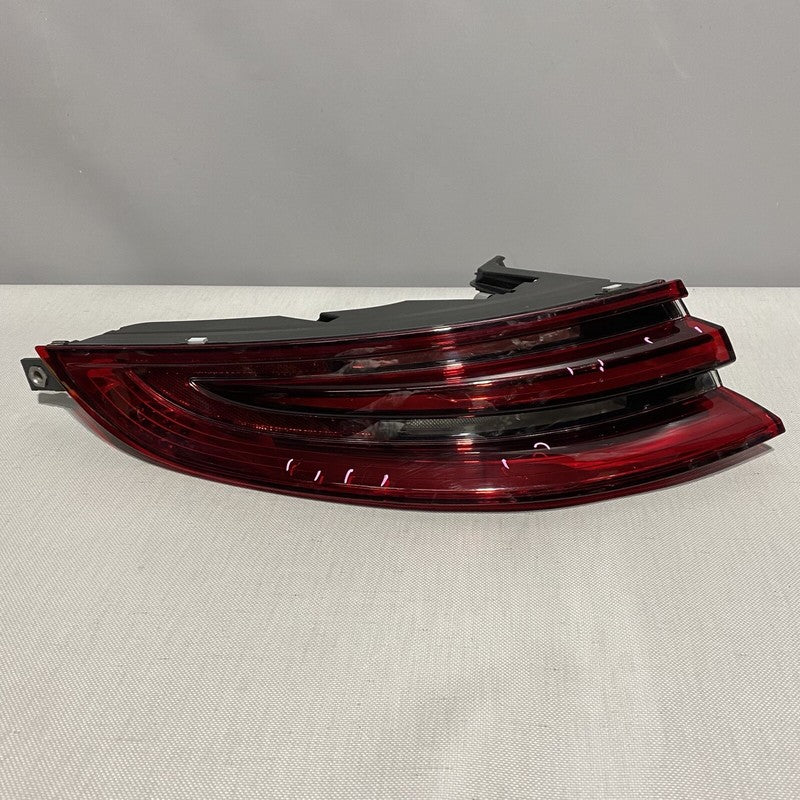 971945091C PORSCHE PANAMERA TAIL LIGHT LEFT DRIVER 971945091C LED OEM 2017 2018 2019 