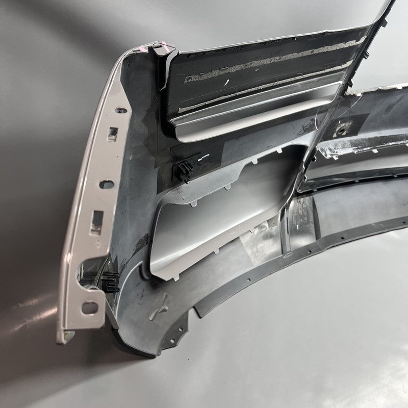 9464600-06 ROLLS ROYCE CULLINAN FRONT BUMPER 2019 2020 2021 2022 OEM 9464600-06 DAMAGED