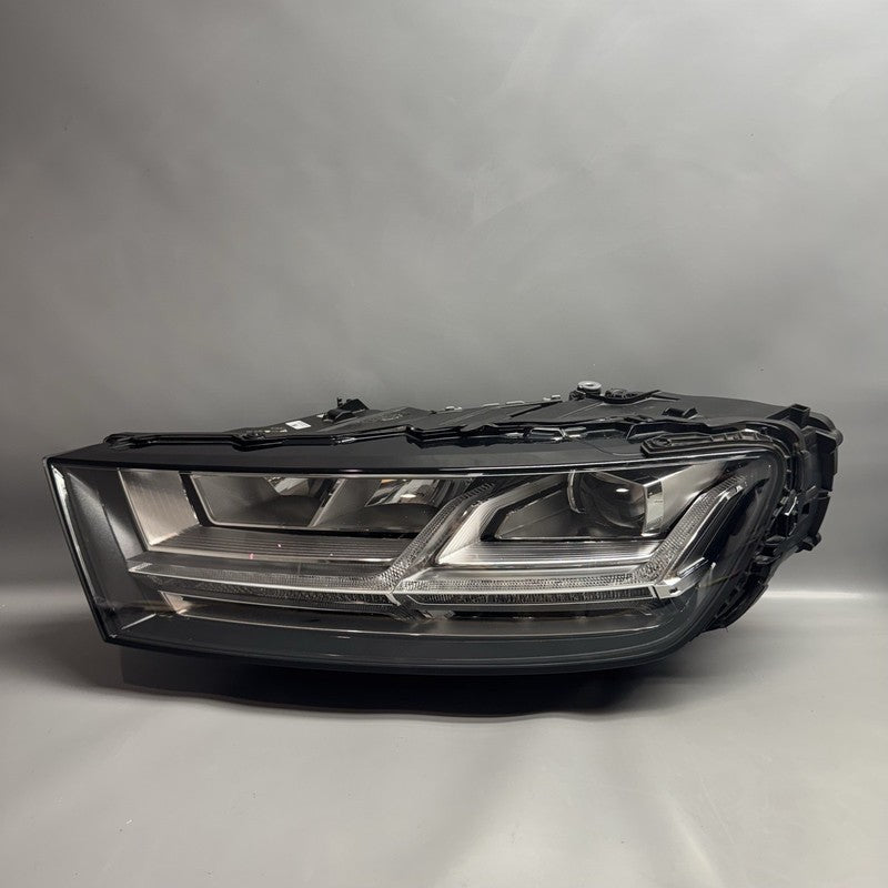 4M0941033B AUDI Q7 SQ7 HEADLIGHT LEFT DRIVER 2017 2018 2019 LED OEM 4M0941033B