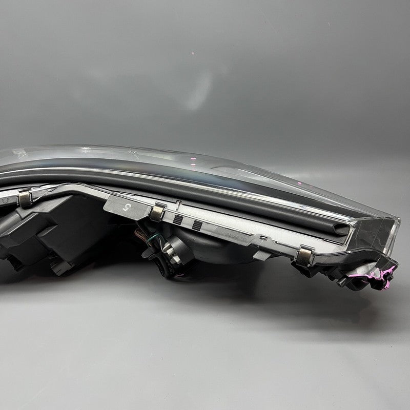 TOYOTA CHR HEADLIGHT LEFT DRIVER HALOGEN 2018 2019 2020 CH-R