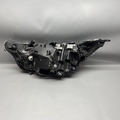 RAV 4 TOYOTA RAV 4 HEADLIGHT RIGHT PASSENGER 2019 2020 2021 2022 LED OEM