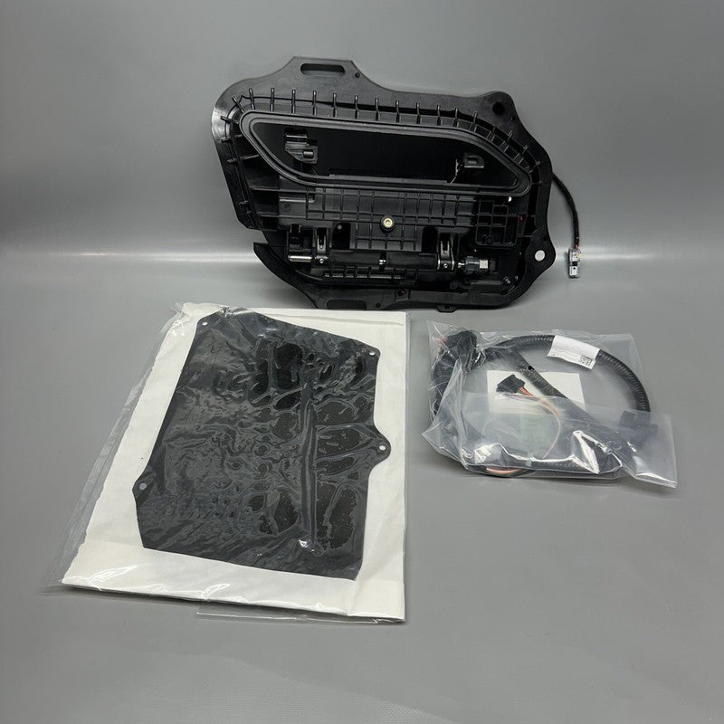 1133398-00-A TESLA MODEL S DOOR HANDLE RIGHT REAR 2016 2017 2018 2019 2020 OEM 1133398-00-A