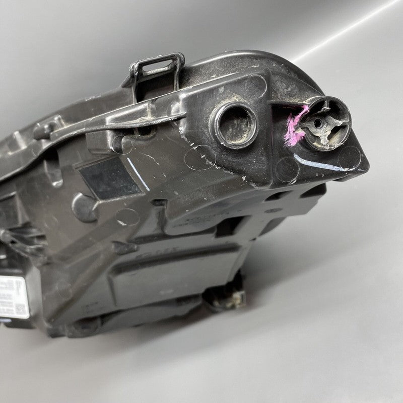 1077371-00-L TESLA MODEL 3 Y HEADLIGHT RIGHT PASSENGER LED 2021 2022 2023 OEM 1514953-00-C