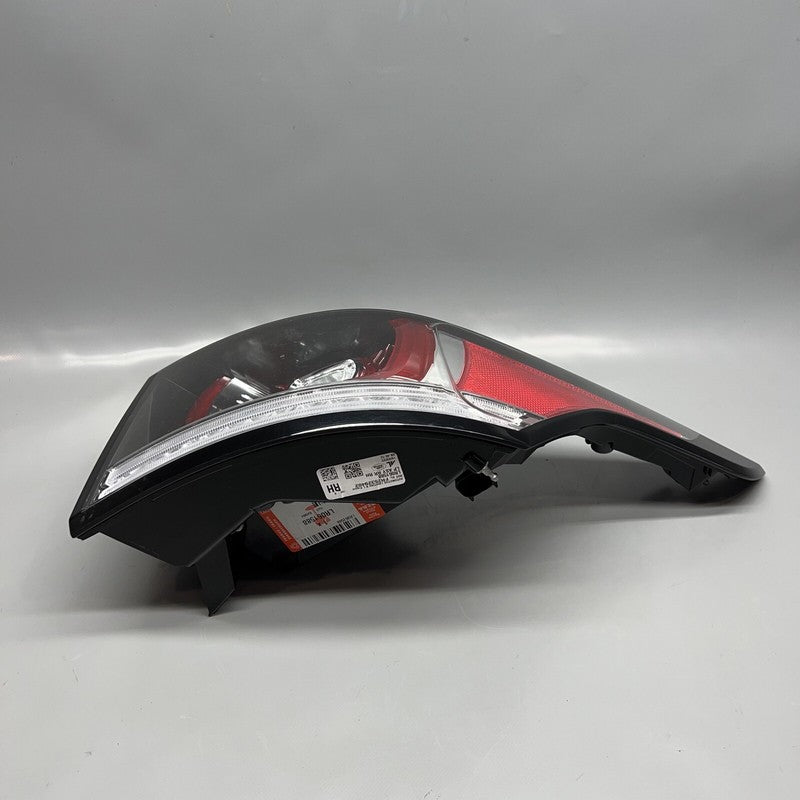 LR061588 RANGE ROVER SPORT TAIL LIGHT RIGHT PASSENGER 2014 2015 2016 2017 OEM LR061588