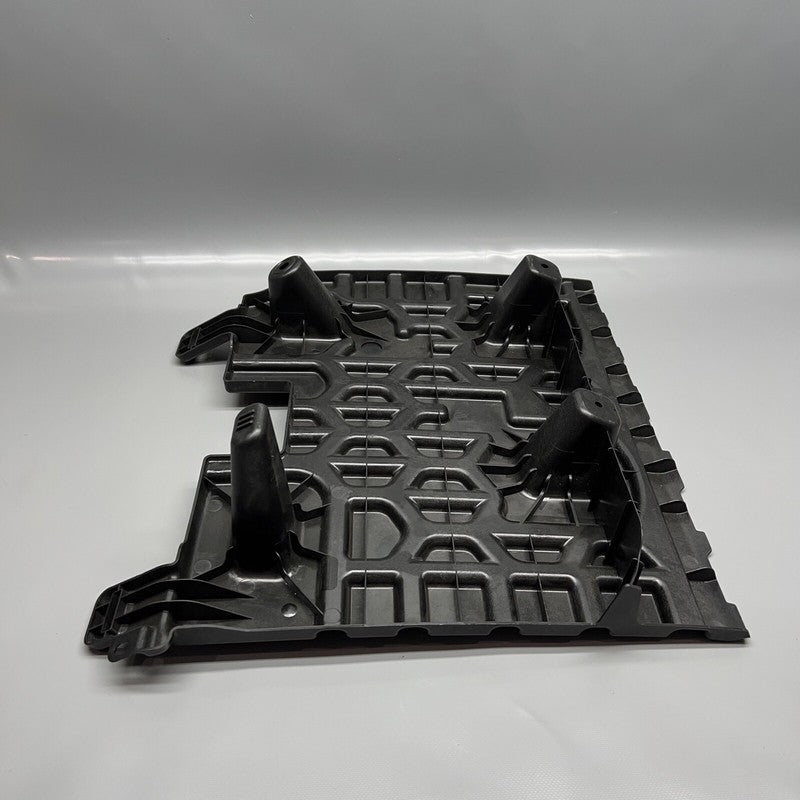1587362-00-D TESLA MODEL S FOOTREST BRACKET LHD 2021 2022 OEM 1587362-00-D