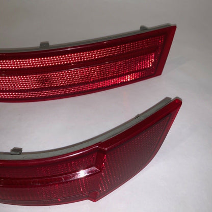 A1648201174KZ MERCEDES BENZ GL300 GL320 REAR BUMPER LEFT & RIGHT REFLECTOR 2007 2008 2009 OEM