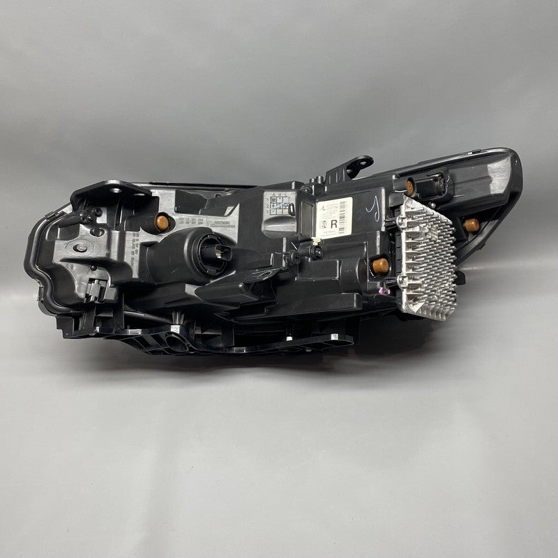 68275944AE JEEP CHEROKEE HEADLIGHT RIGHT PASSENGER LED OEM 2019 2020 2021 68275944AE