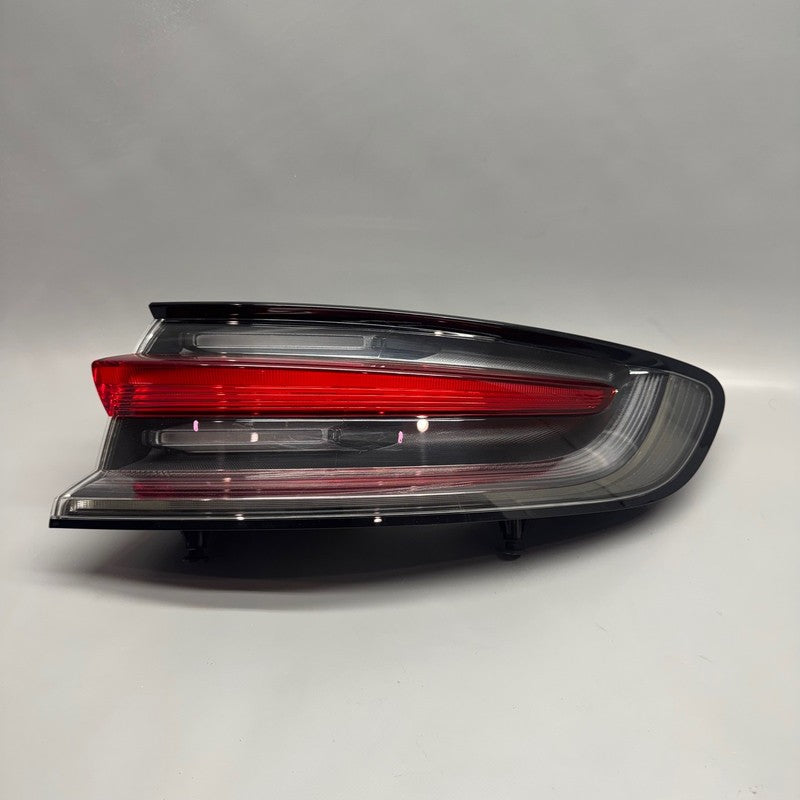 PORSCHE MACAN GTS TAIL LIGHT RIGHT PASSENGER 2019-2021 2022 2023 2024 