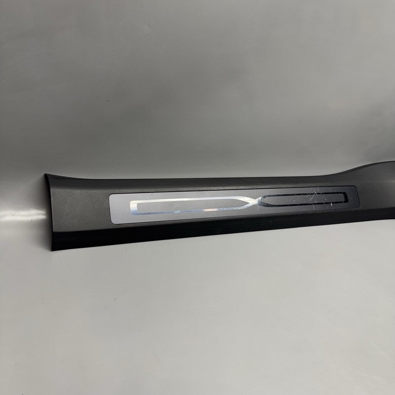 1035985-00-E TESLA MODEL X DOOR SILL LEFT FRONT 2016 2017 2018 2019 2020 OEM 1035985-00-E