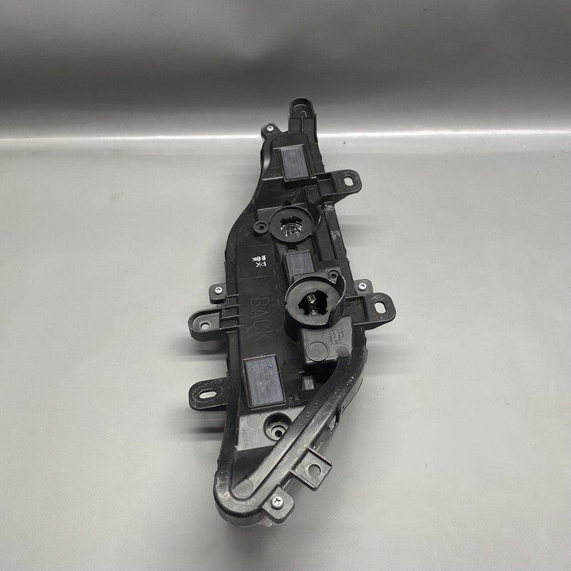 TOYOTA VENZA BUMPER SIGNAL LIGHT LEFT DRIVER 2021 2022 OEM 