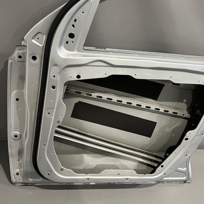 GLS 580 MERCEDES BENZ GLS580 DOOR RIGHT FRONT GLS450 2020 2021 2022 2023 OEM