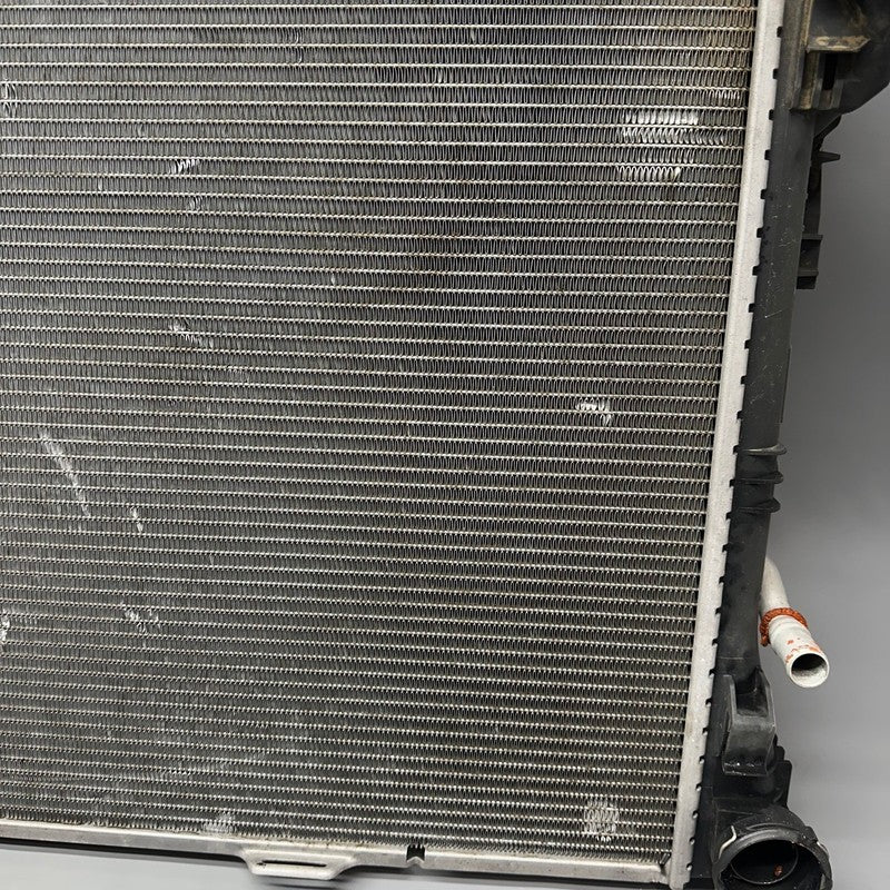 A2045003703 MERCEDES BENZ E350 E550 RADIATOR 2010 2011 2012 2013 2014 2015 OEM A2045003703