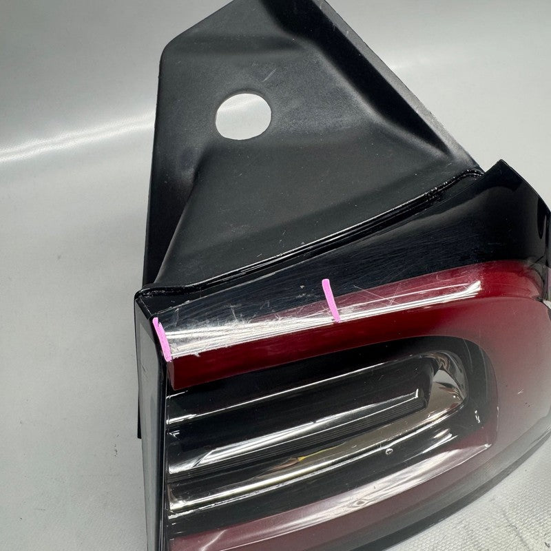 TESLA MODEL 3 TAIL LIGHT RIGHT PASSENGER 2017 2018 2019 2020 2021 LED 
