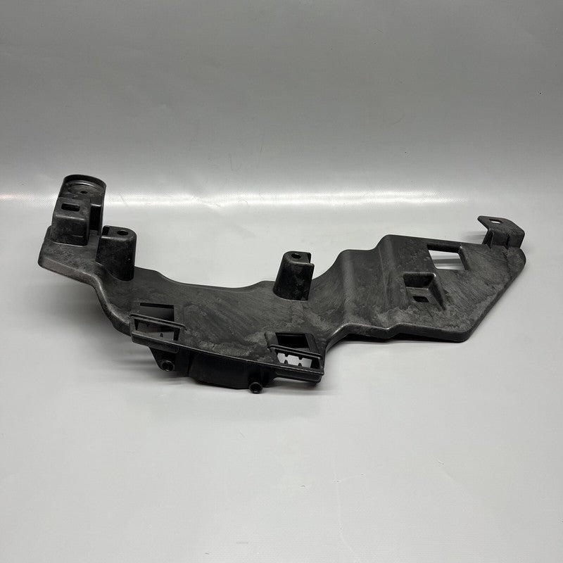 A1668852814 MERCEDES BENZ GL350 GL450 REAR BUMPER BRACKET RIGHT 2013 14 15 2016 A1668852814