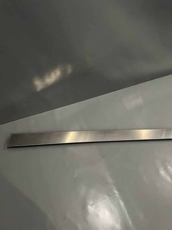 1860489-88-A TESLA CYBERTRUCK ROOF RAIL LEFT 2024 2025 OEM 1860489-88-A